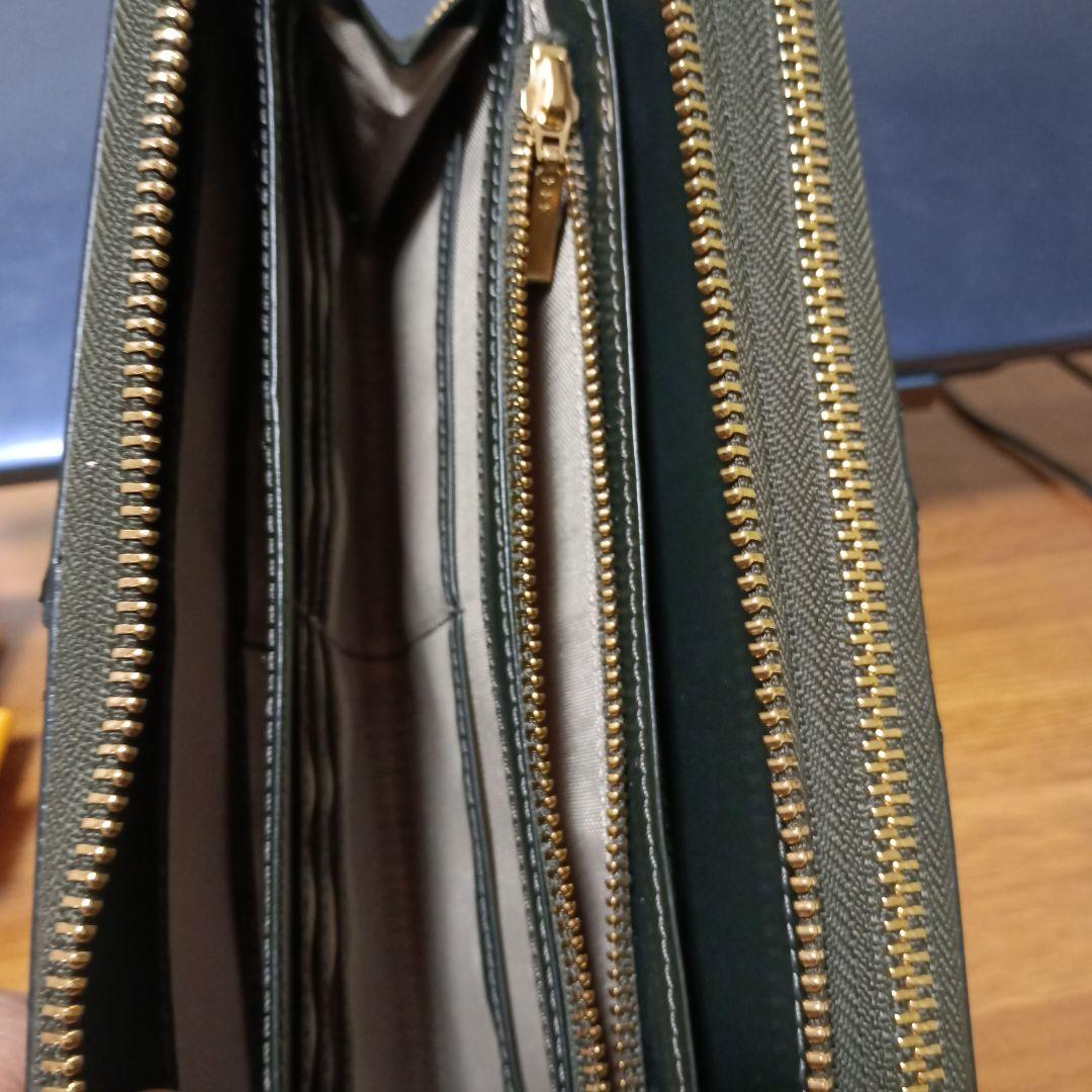 黒川鞄店　グリーンコードバン 長財布 ゴールドファスナースマホも入る