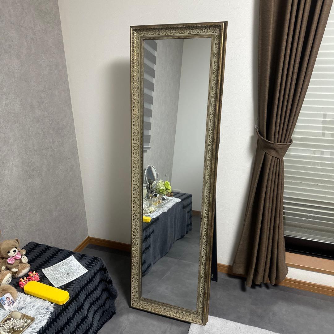 2日間限定値下げ‼️アンティーク調装飾的ゴールドフレームスタンドミラー