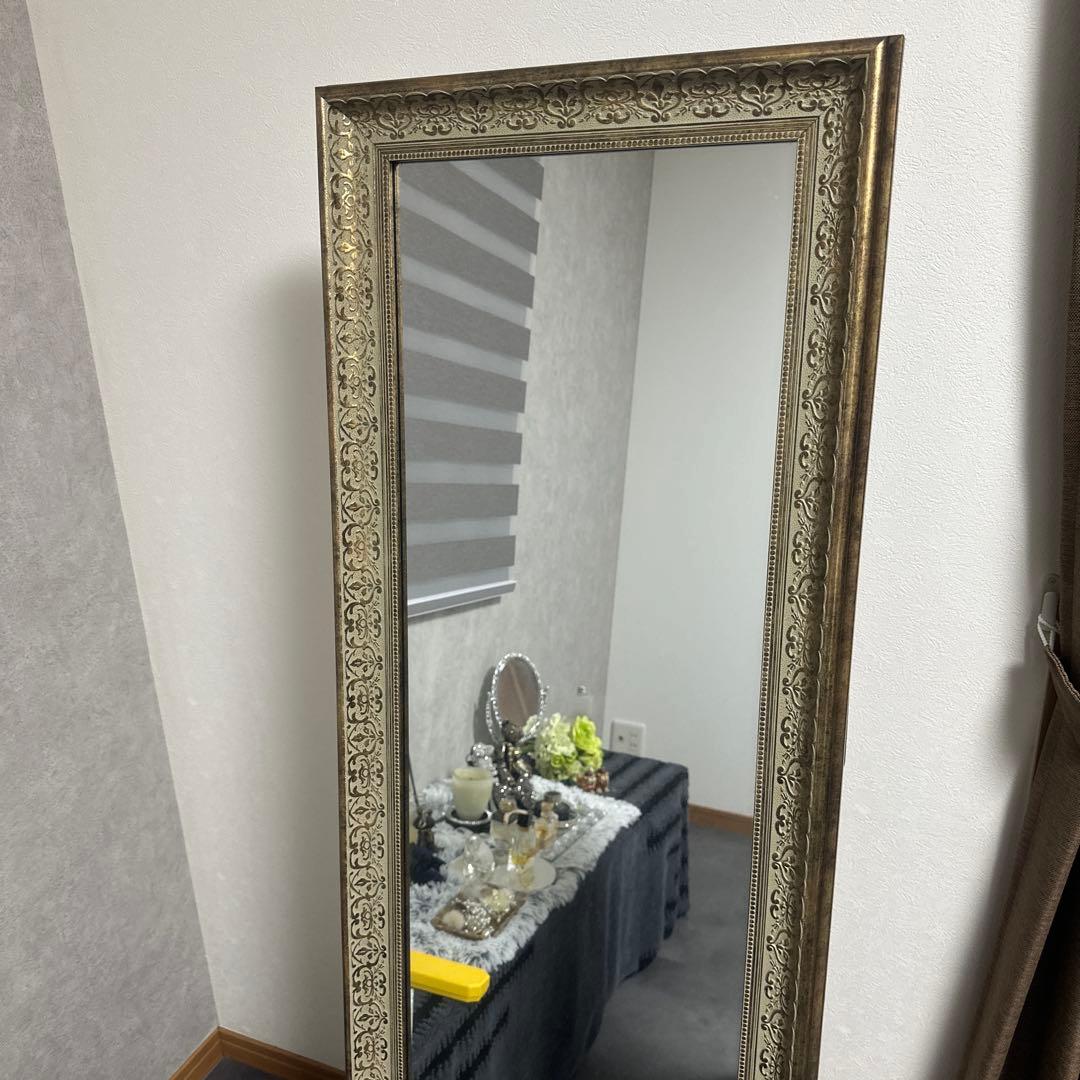 2日間限定値下げ‼️アンティーク調装飾的ゴールドフレームスタンドミラー
