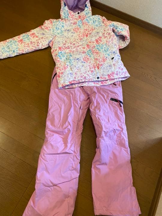 セール中❗️❗️スノボーウェア上下セット