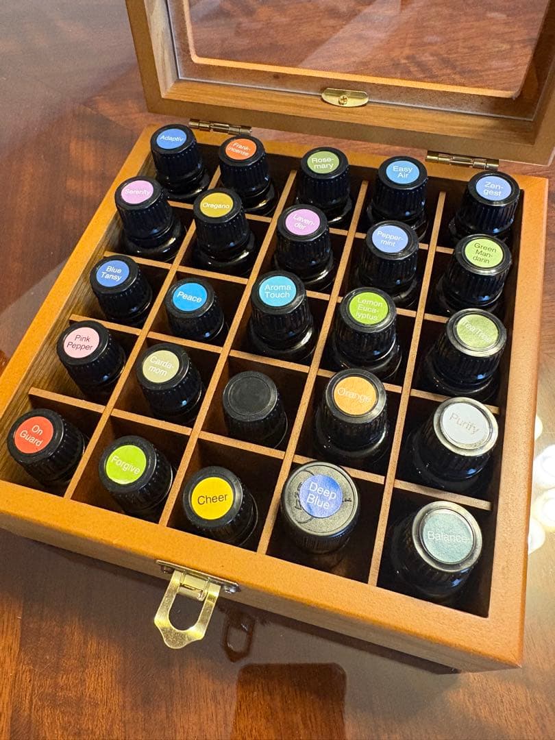 doTERRA エッセンシャルオイルセット ウッドボックス付き