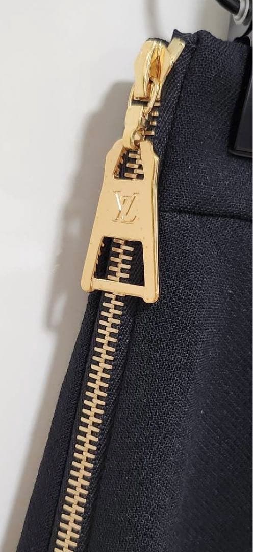 【Louis Vuitton】ルイヴィトン　1A92P1 チェーンスカート