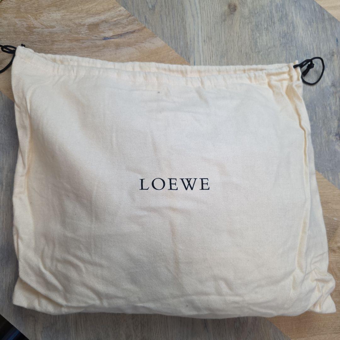 美品　ロエベ　羊革　ベージュ プリーツスカート ボタン付き　y16