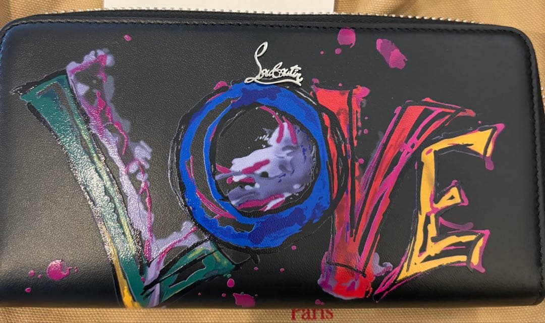 Christian Louboutin LOVE 長財布