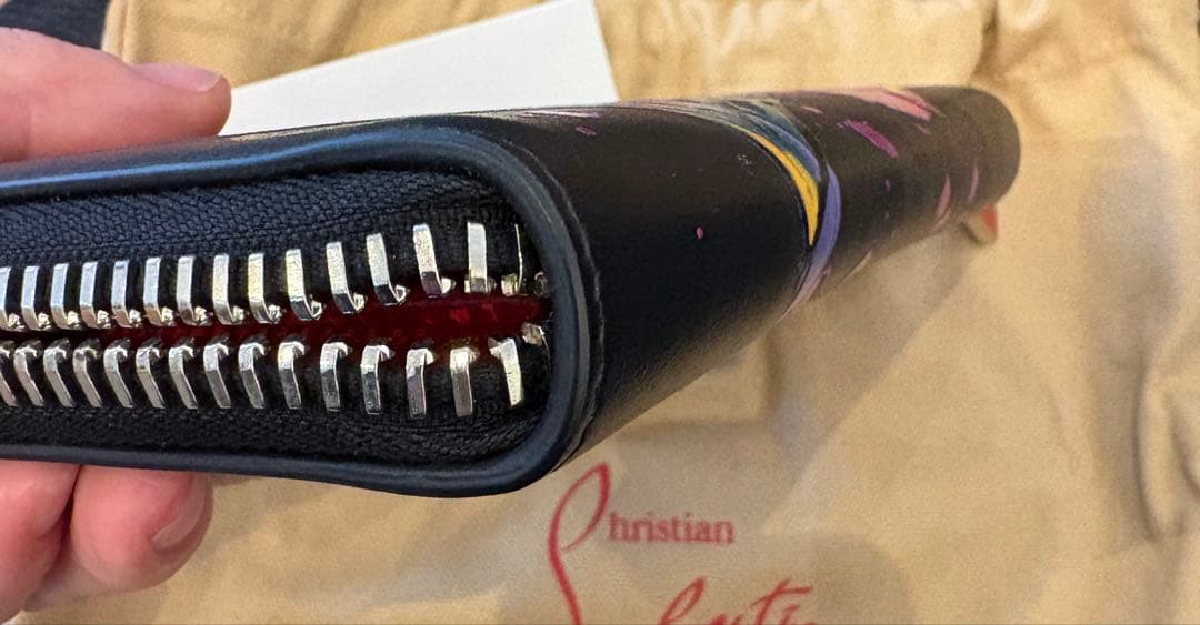 Christian Louboutin LOVE 長財布
