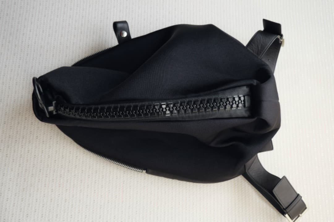 kawa-kawa カワカワ イア パピヨネ レザー使い WET素材 日本製