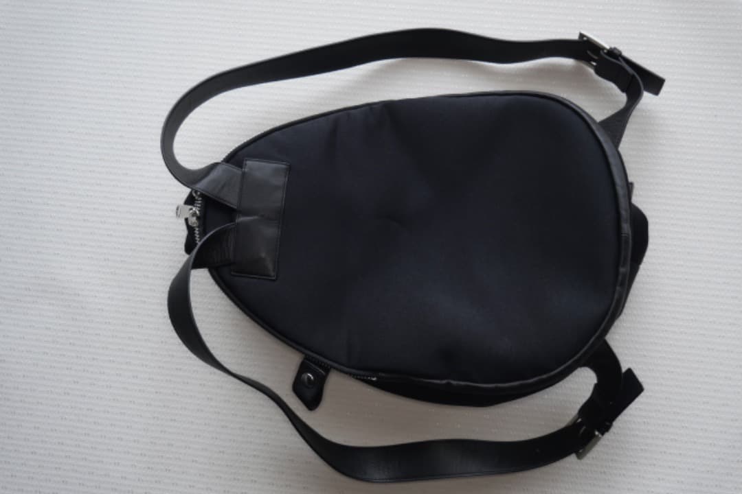 kawa-kawa カワカワ イア パピヨネ レザー使い WET素材 日本製