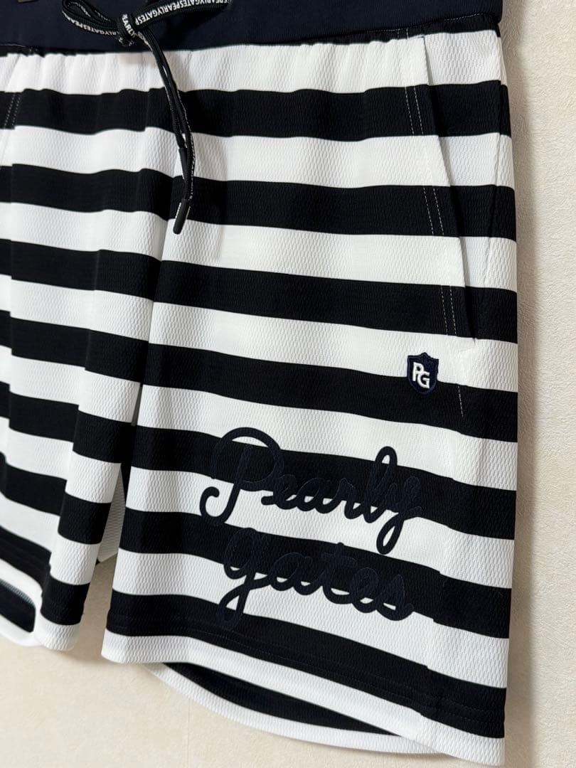 【新品未使用】パーリーゲイツ　ハーフパンツ　軽量 ボーダー　サイズ4（M）