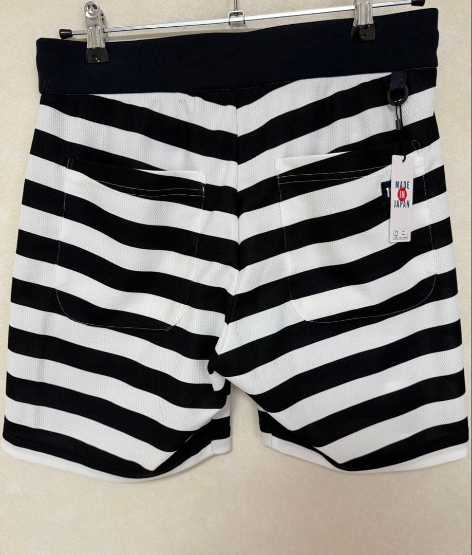 【新品未使用】パーリーゲイツ　ハーフパンツ　軽量 ボーダー　サイズ4（M）