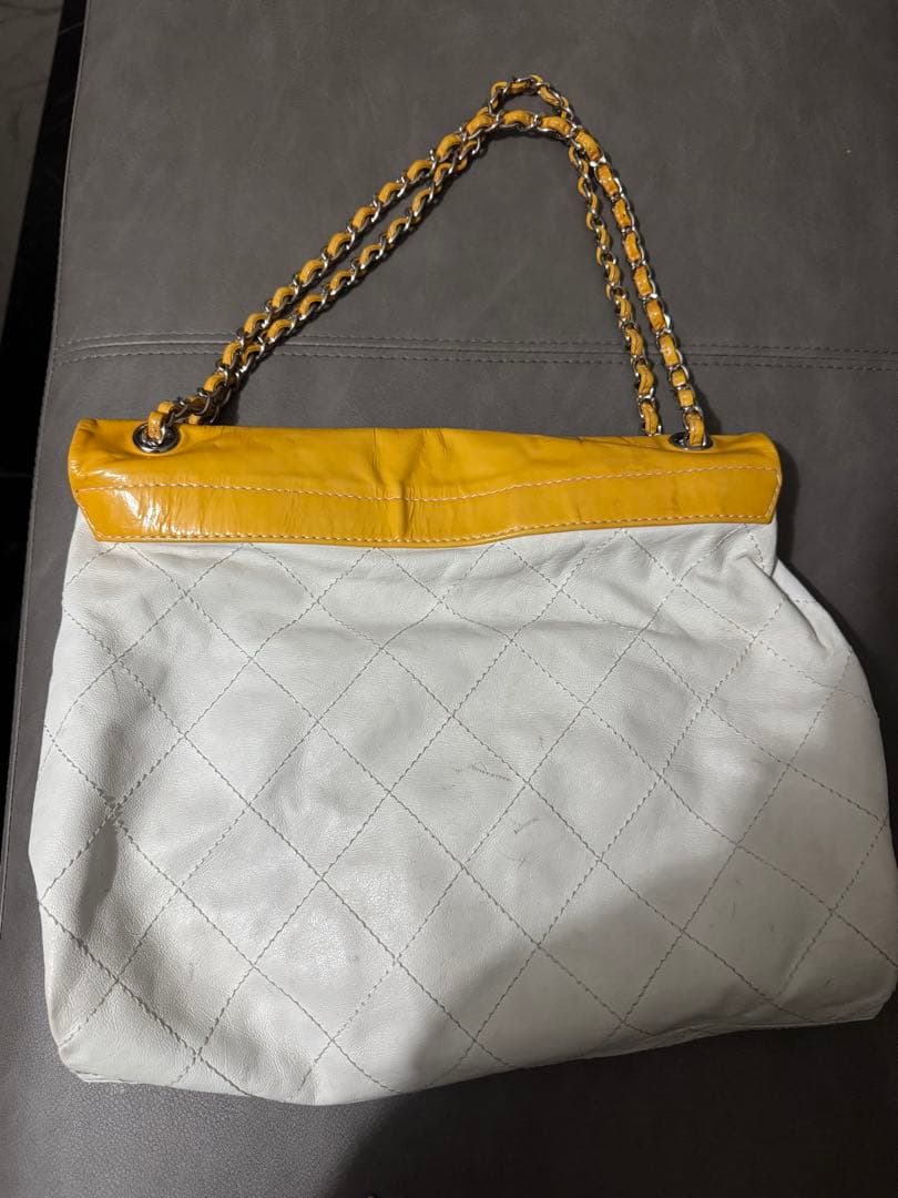 CHANEL シャネル ショルダーバッグ マトラッセキルティング エナメル