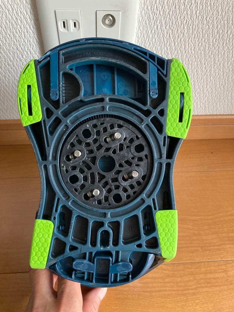 FLUX CV スノーボードビンディング