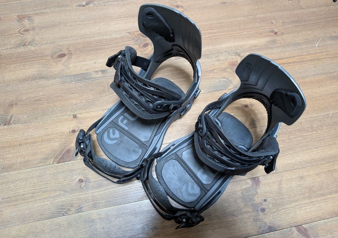 FLUX XF スノーボード ビンディング Mサイズ（ブラック/グレー）