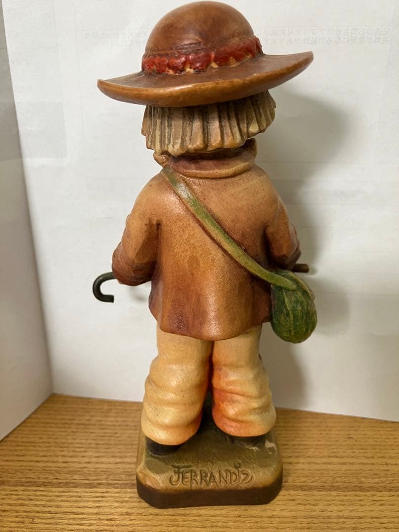 アンリ人形　ANRI フェランディス