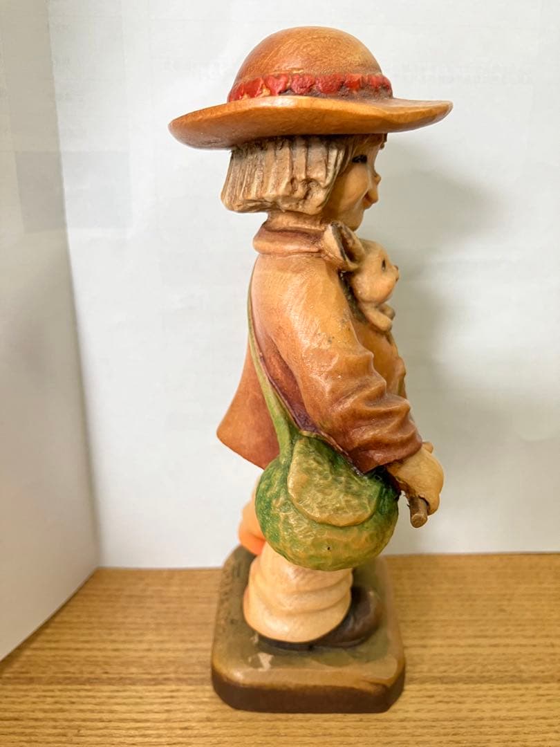 アンリ人形　ANRI フェランディス