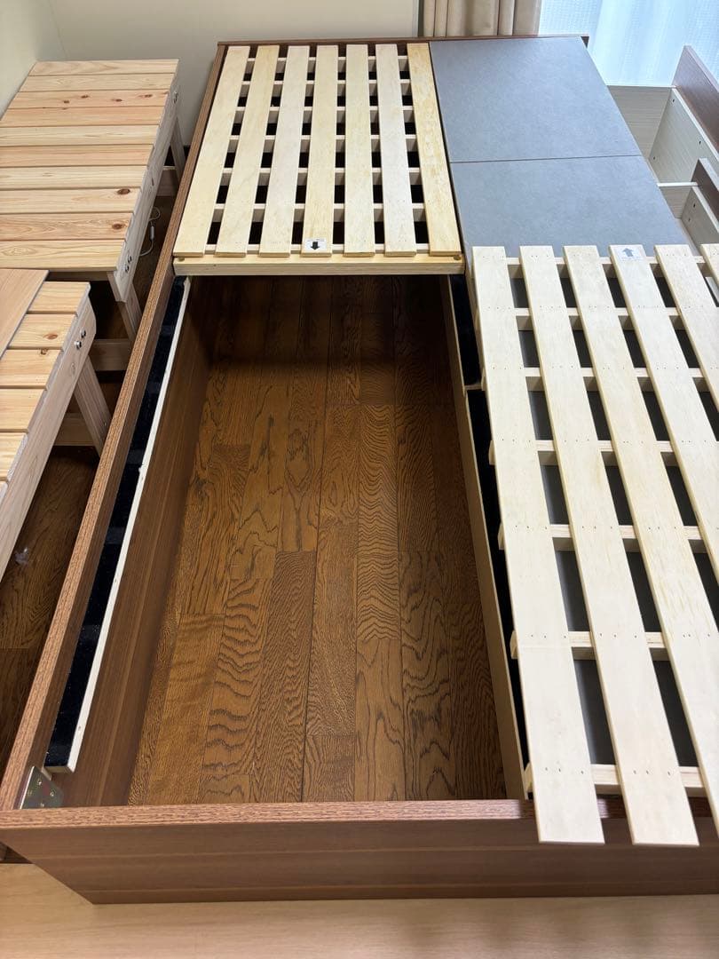 ニトリ シングルヘッドレスチェストベッドフレーム(FRM WN) - メルカリ