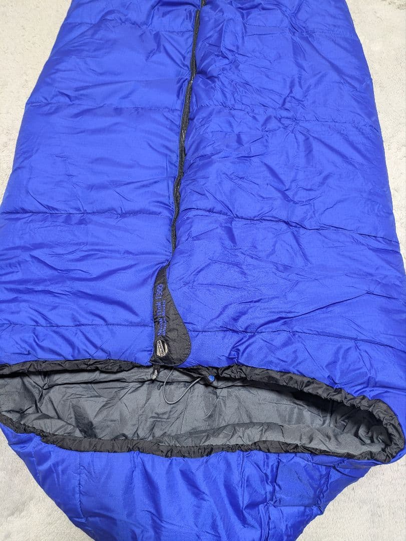 美品　Slow Trek 1300 寝袋 青・黒　イスカ