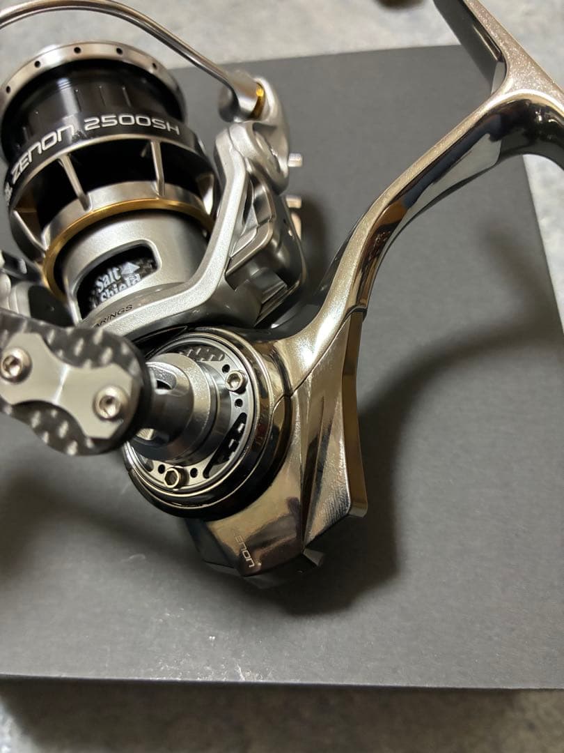 ZENON 2500SH スピニングリール