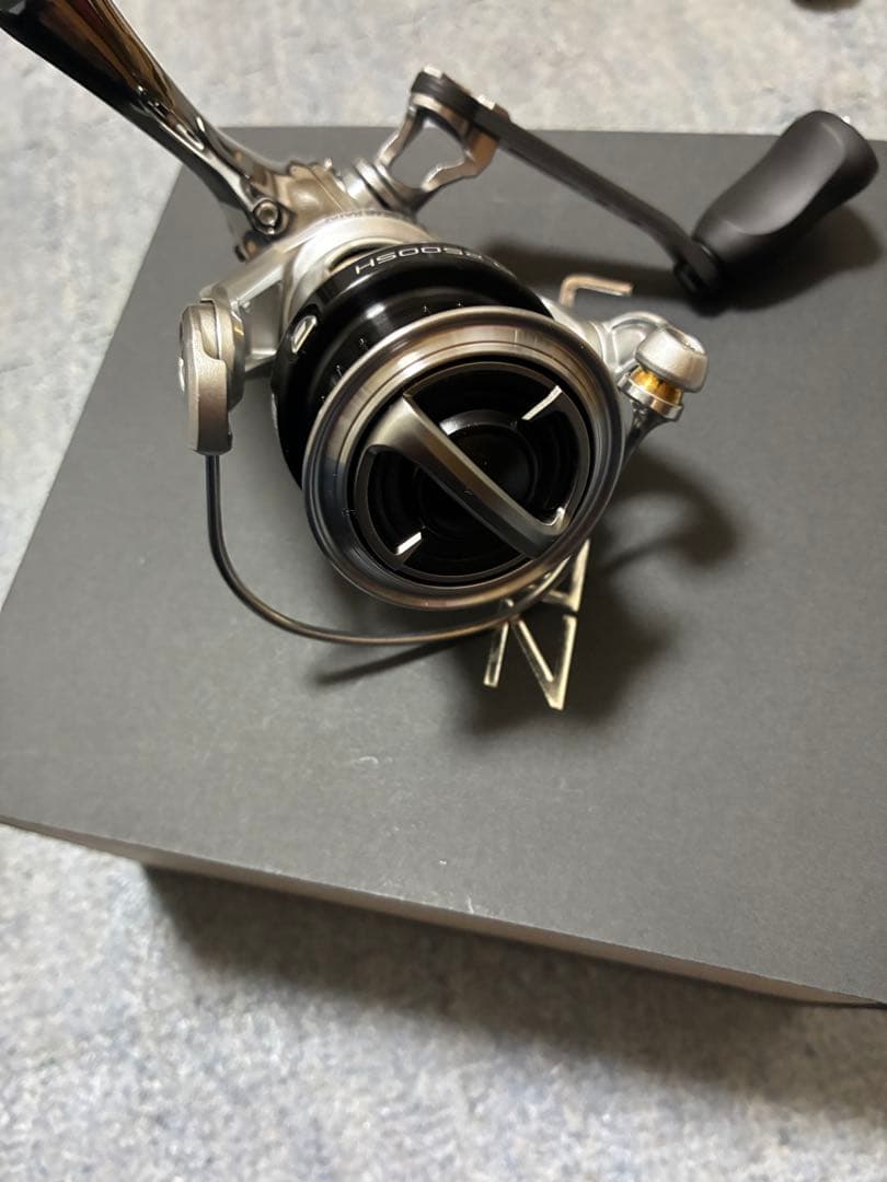 ZENON 2500SH スピニングリール