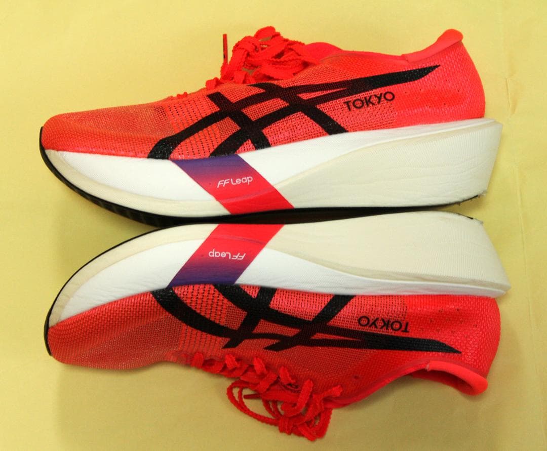 ま*～様 メタスピードエッジTOKYO　27.0 cm　走行31km