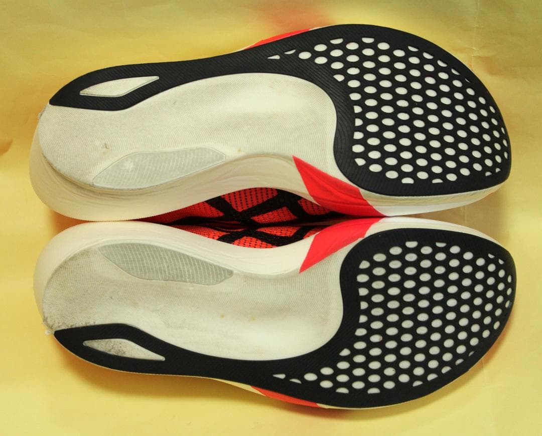 ま*～様 メタスピードエッジTOKYO　27.0 cm　走行31km