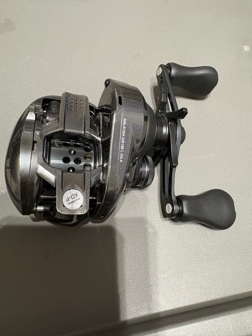 リール SHIMANO SLX BFS XG
