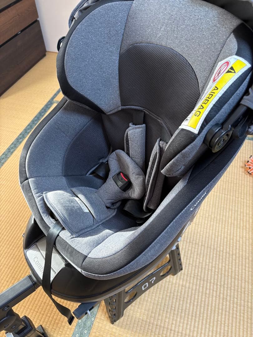 コンビ ホワイトレーベル クルムーヴスマート ISOFIX JJ-650 Ltd