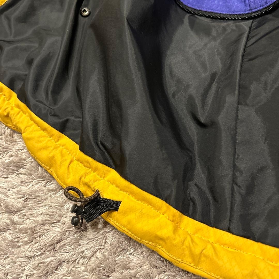 241 スノーボードウェア