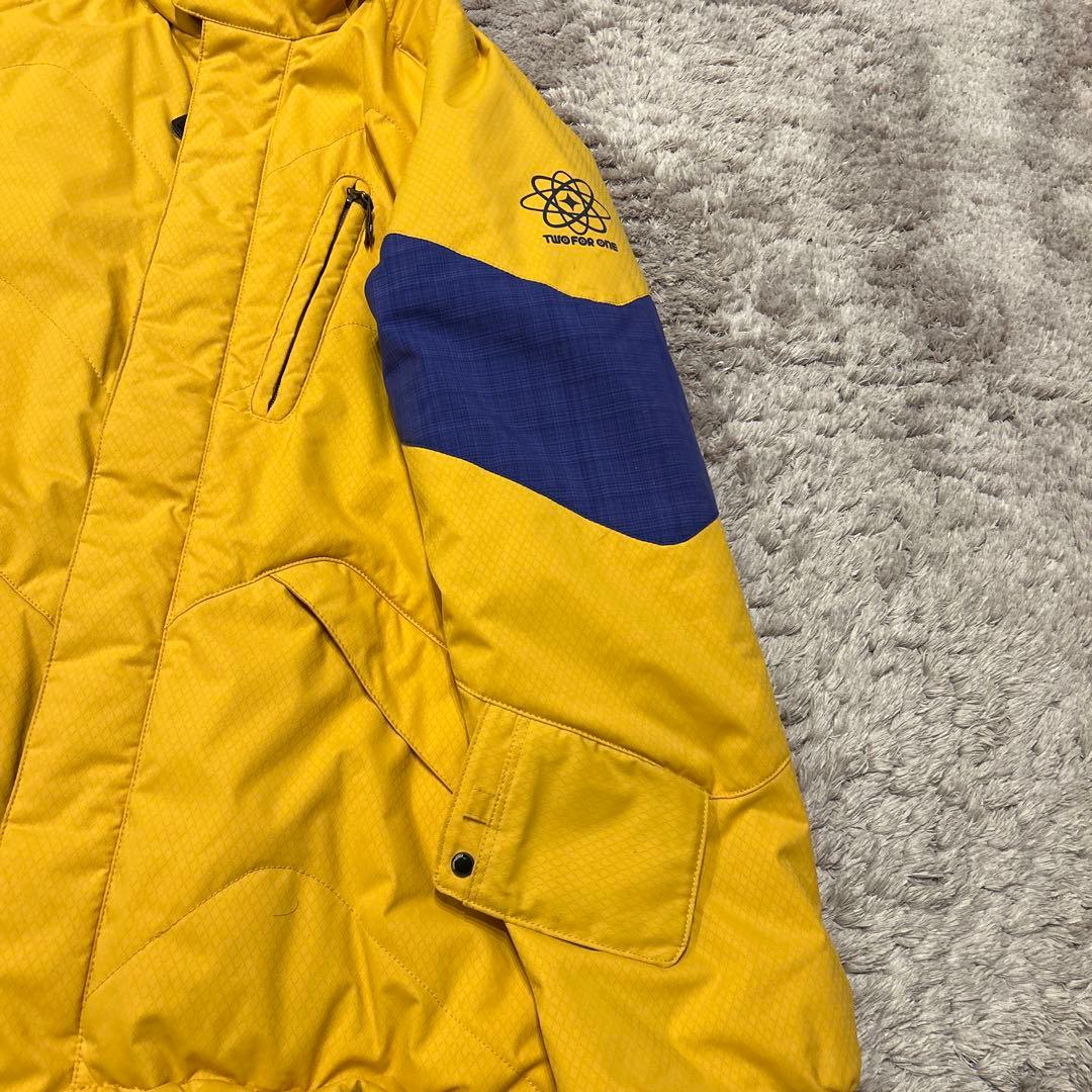 241 スノーボードウェア