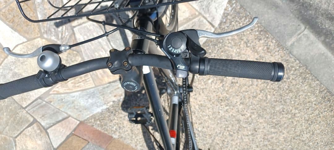 子供　スレイド　クロスバイク　26インチバスケット付き