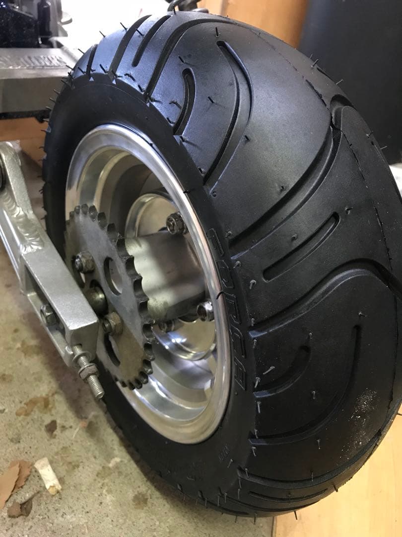 モンキー　8インチ 3.5J ? キャストホイール