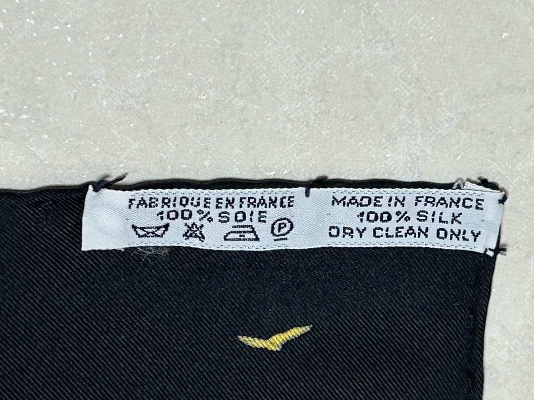 HERMES カレ 90 L'ATLANTIDE スカーフ シルク 【美品】