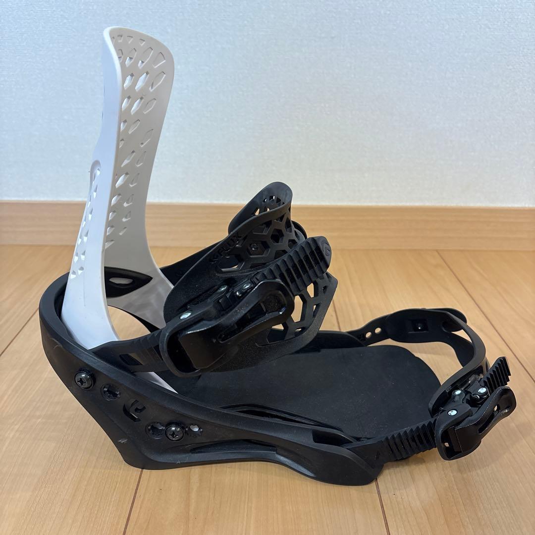 FLUX PR ホワイトMサイズ スノーボードビンディング