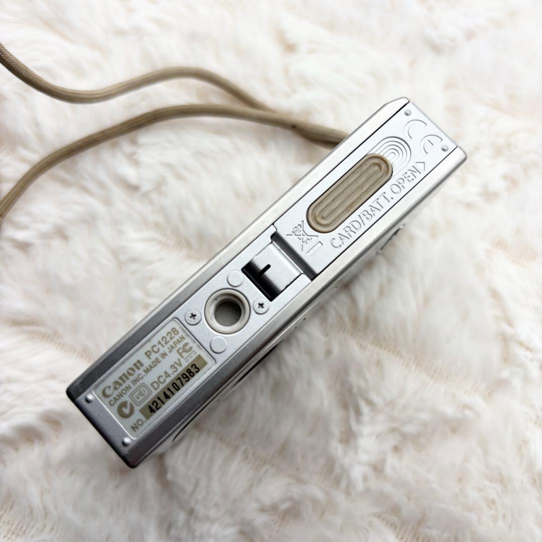 動作良好 Canon IXY 10 シルバー バッテリー 充電器付属