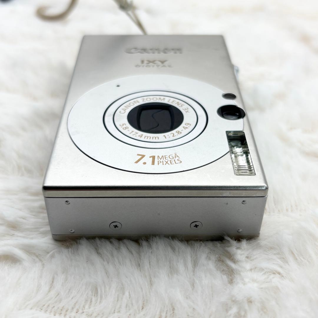動作良好 Canon IXY 10 シルバー バッテリー 充電器付属