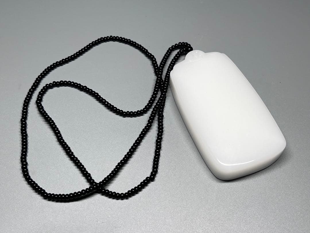 中国美術　本物和田白玉　ネックレス　無事プレート(無事牌)　お守り　天然石　素彫