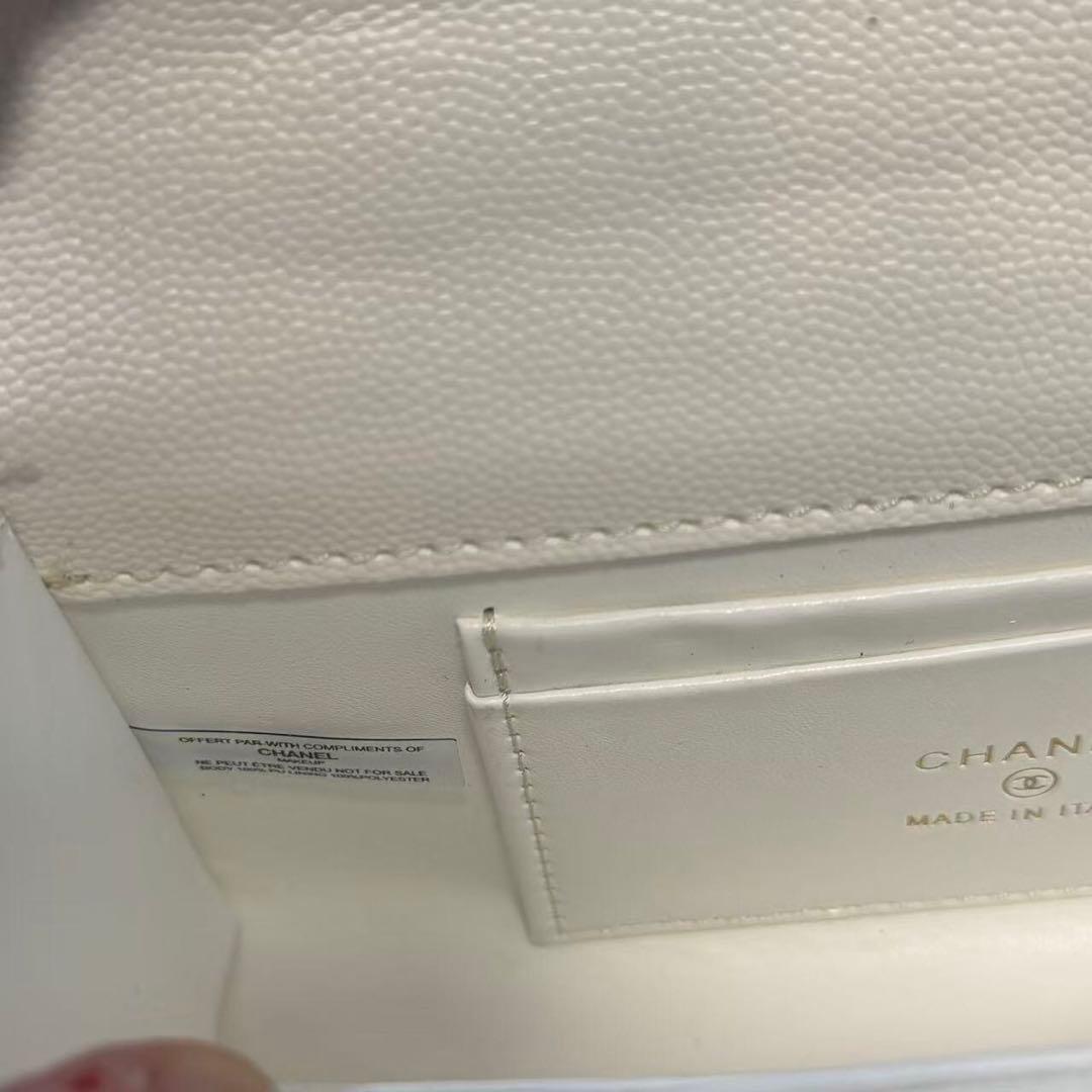 VIP限定ノベルティ チェーンショルダーバッグ ホワイト