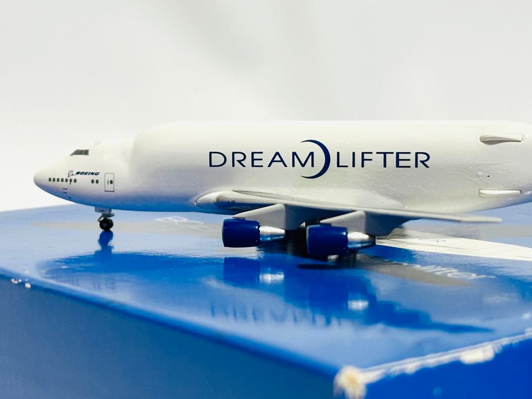 Hogan 1/500 B747 LCF Dreamlifterドリームリフター