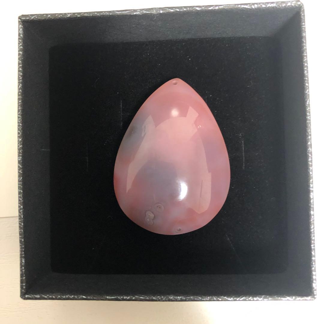 縁結び 女陰 ヌードメノウ 生命の源 女性器 趣味 天然石 瑪瑙 彫り物 A52