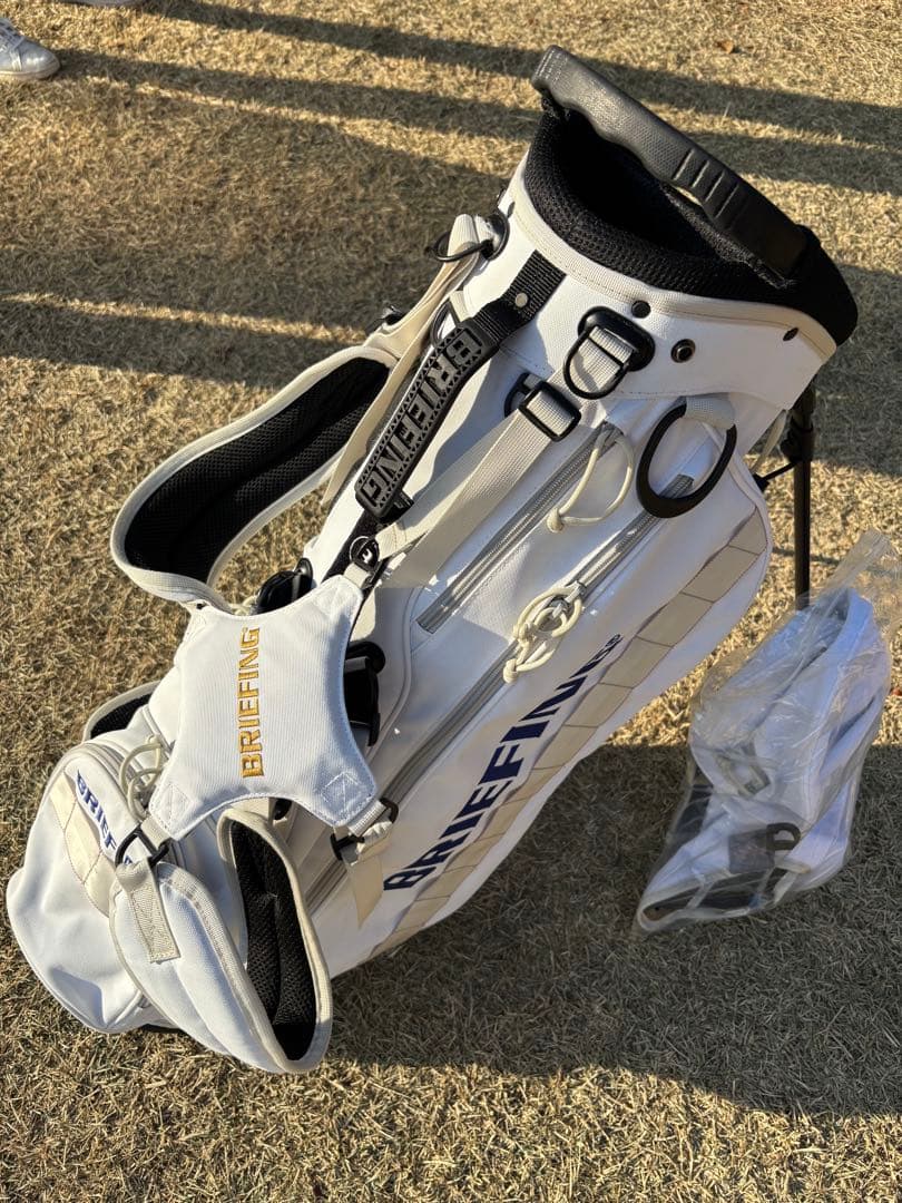 【希少品】ブリーフィング　キャディバッグCRー4 札幌ステラプレイス店記念モデル