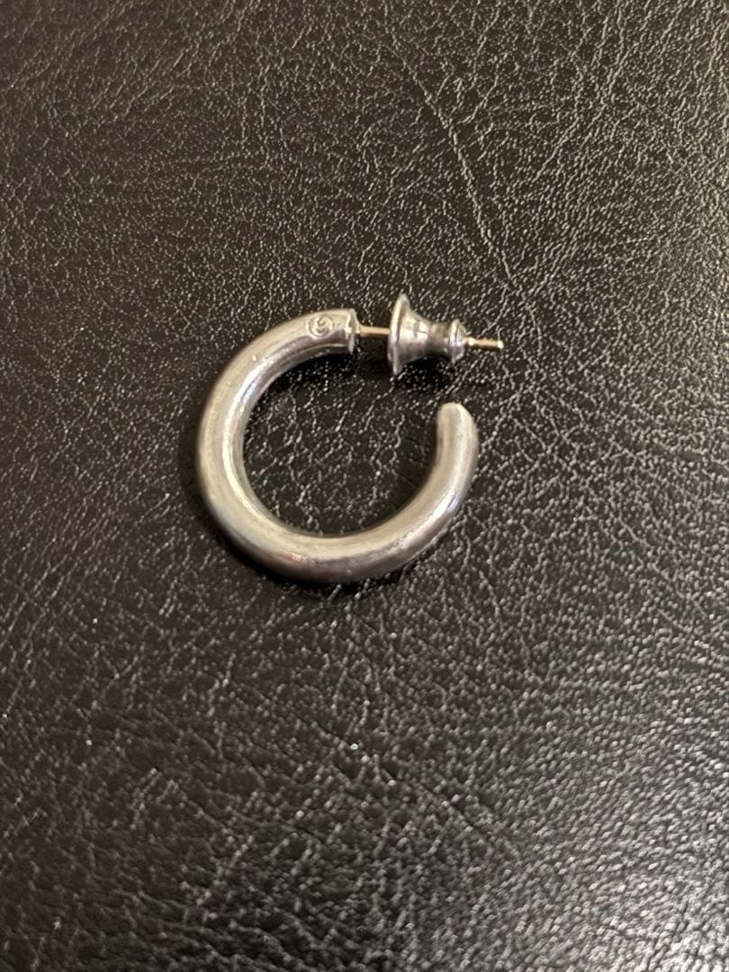 キャリアリング　ピアス