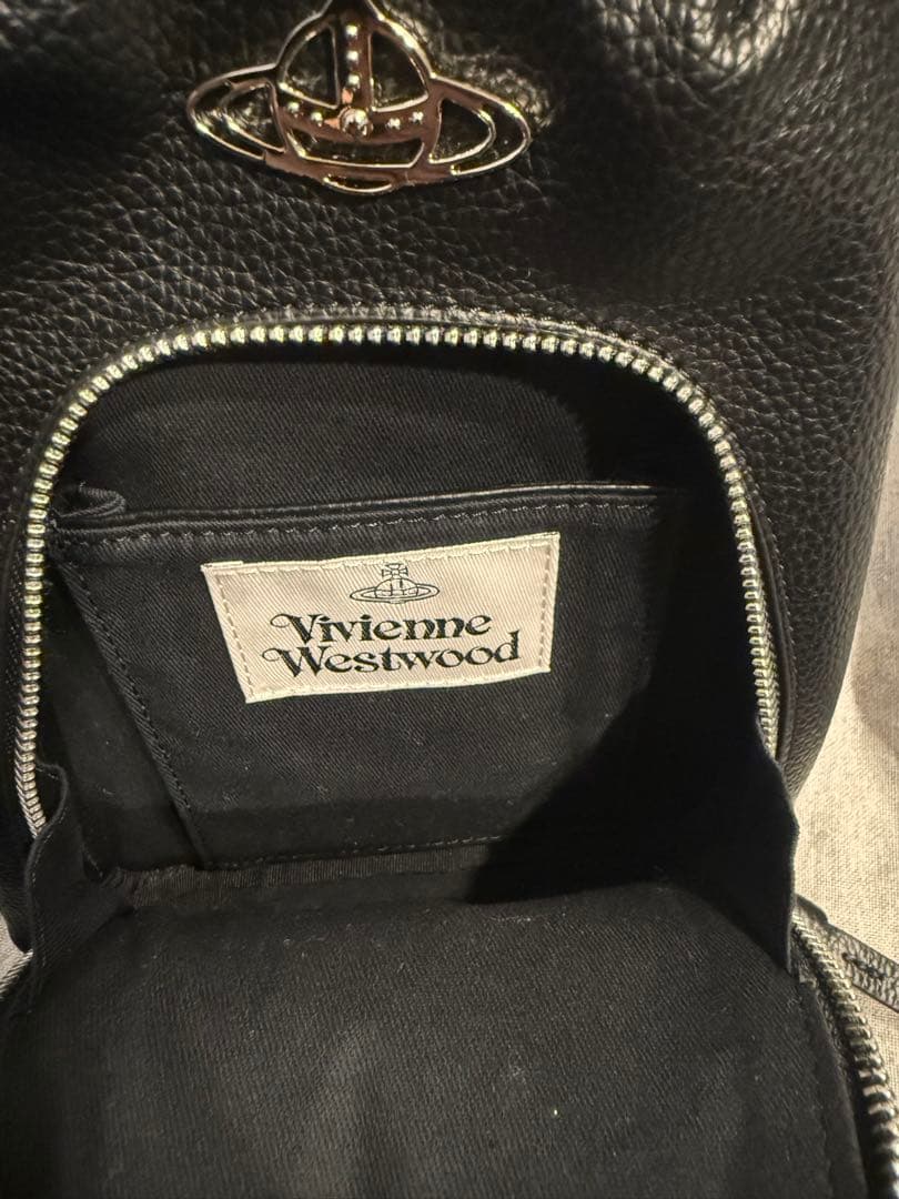 ヴィヴィアンウエストウッド　 スリングバッグ ボディバッグ 　ショルダーバッグ