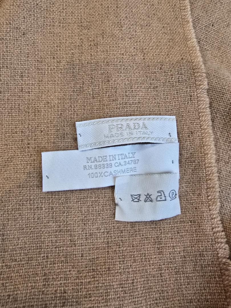 PRADAマフラー & Hermes porch