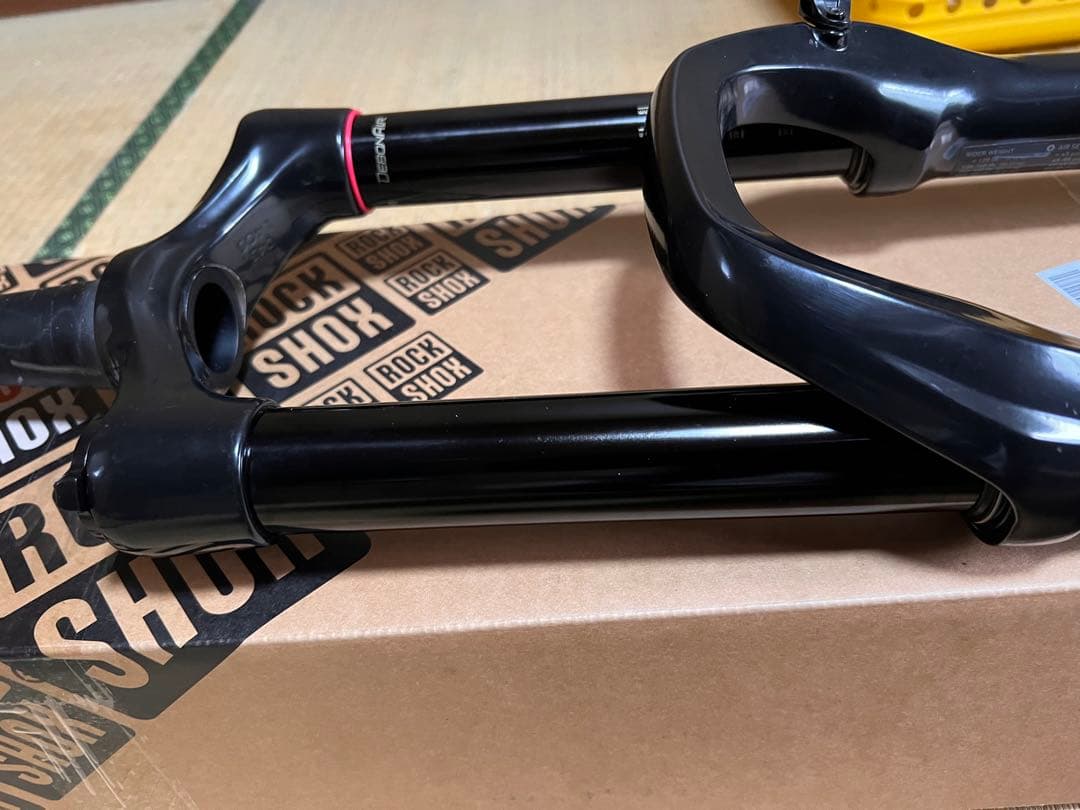 最終】RockShox YARI 15*110mm 180mm 27.5インチ