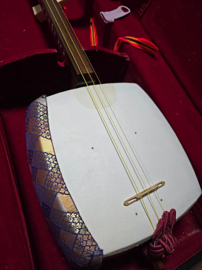 すぐ弾けます！三味線本体 　破けなし　中棹約2.7センチ