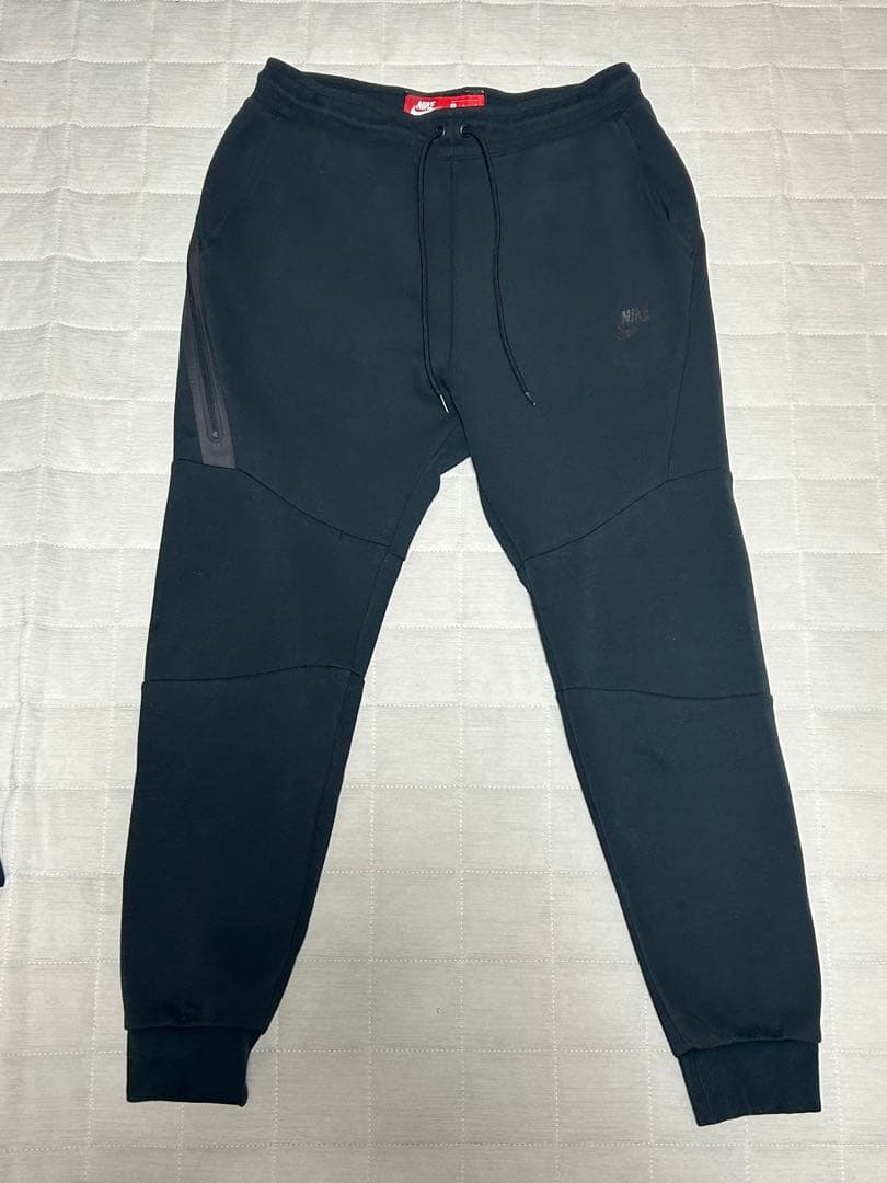 Nike 赤タグ　希少品‼️Nike テックフリース　セットアップ Mサイズ