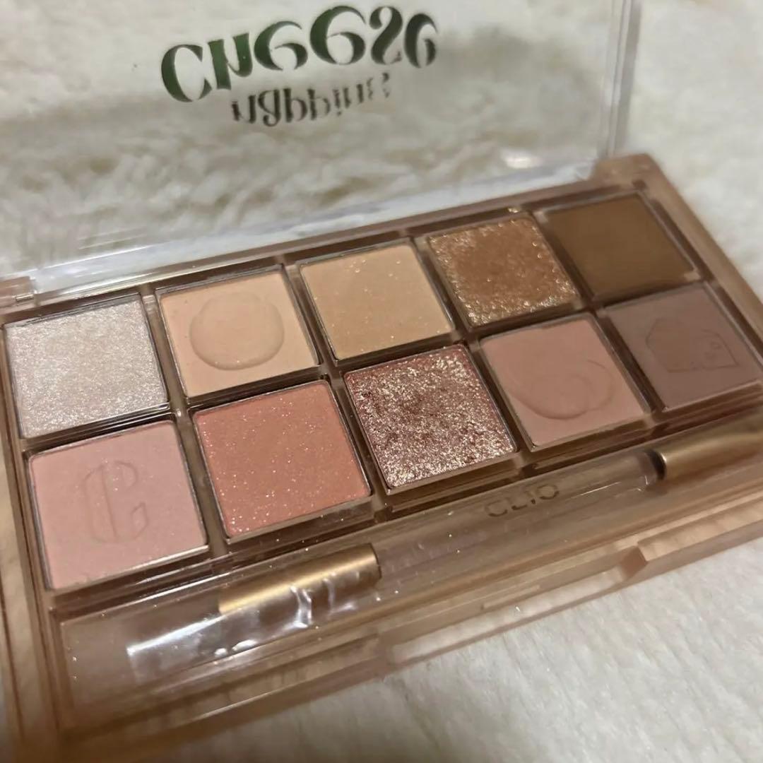 CLIO アイシャドウパレット16点まとめ売り
