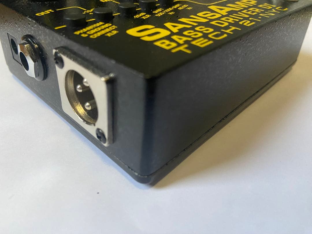 ベース TECH21 SANSAMP BASS D DI V2