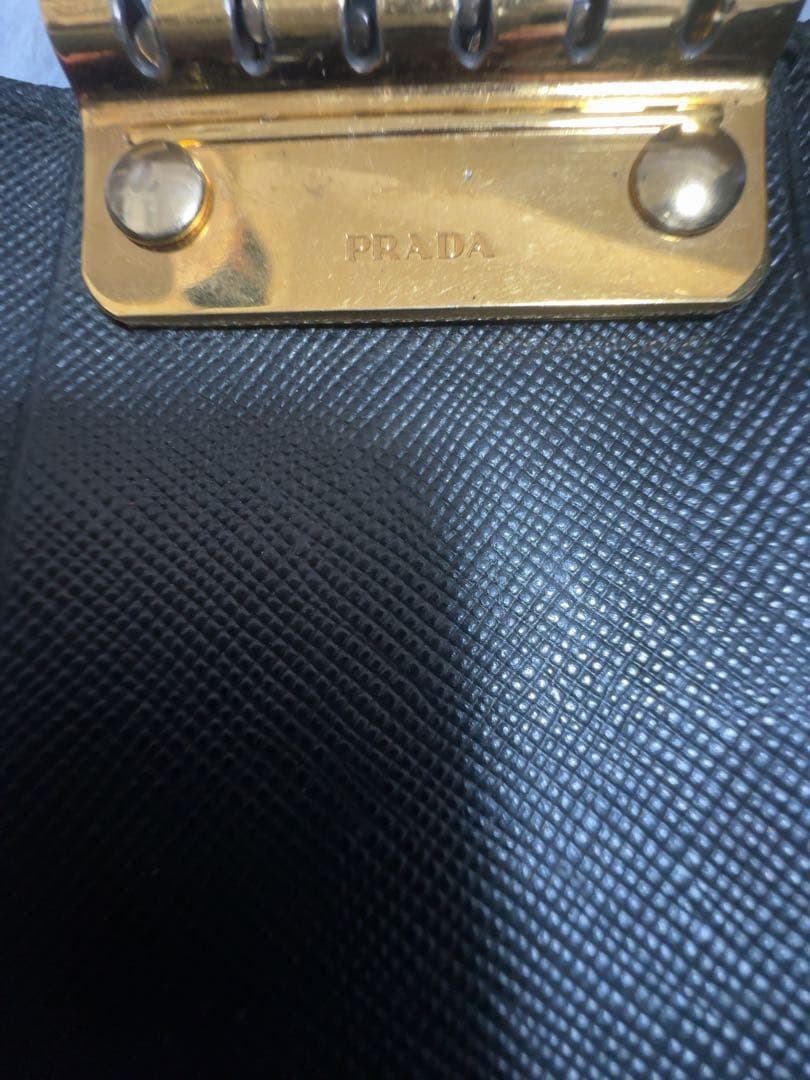 【早い者勝ち】PRADA ブラックリボン レザー キーケース⋆⑅✩*॰¨̮