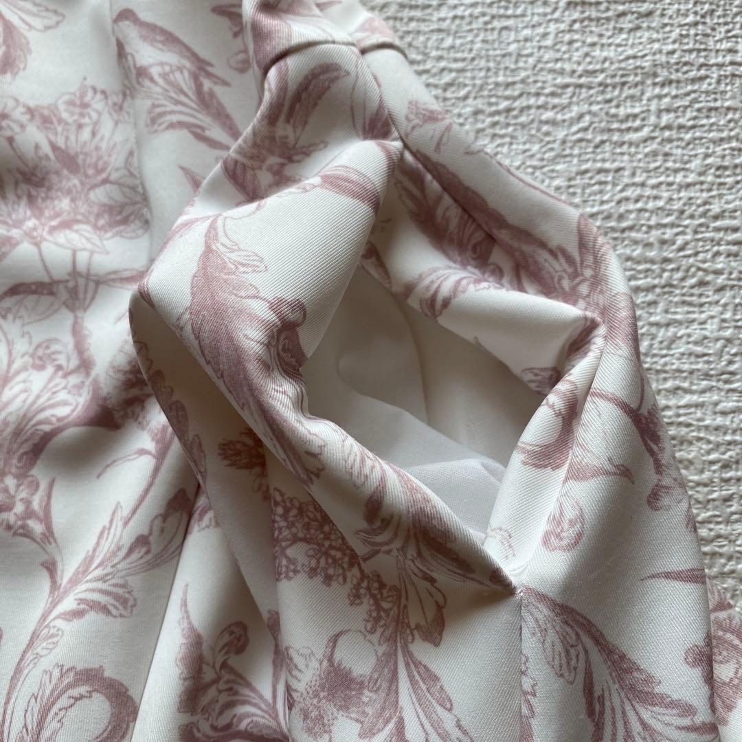 美品✨eimy golf ゴルフ　フレアースカートフラワー柄　ピンクM