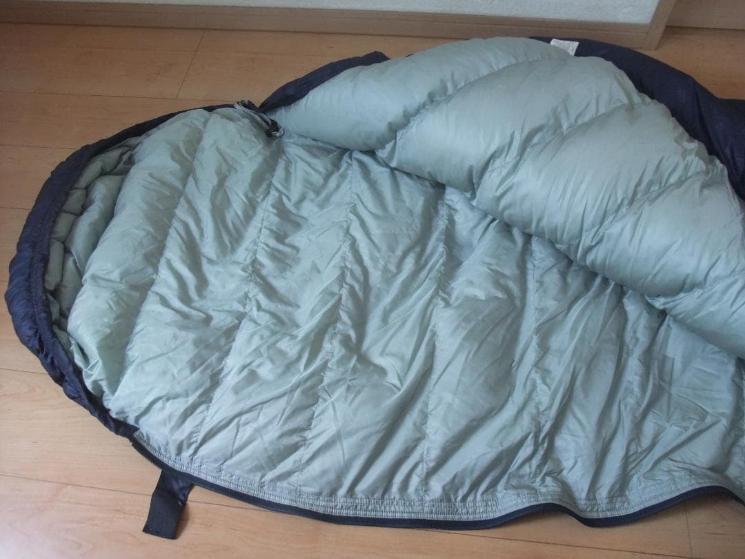 天山 Tianshan ダウンシュラフ ダウン量650ｇ　スリーピングバッグ